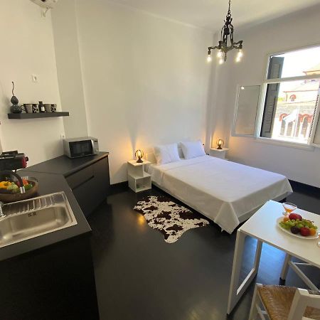 Artelie Apartment Kyparissia Exterior photo